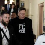 DOGE staff “abandoned and exposed” to prosecution and financial risk after Musk walks away DOGE staff “abandoned and exposed” to prosecution and financial risk after Musk walks away