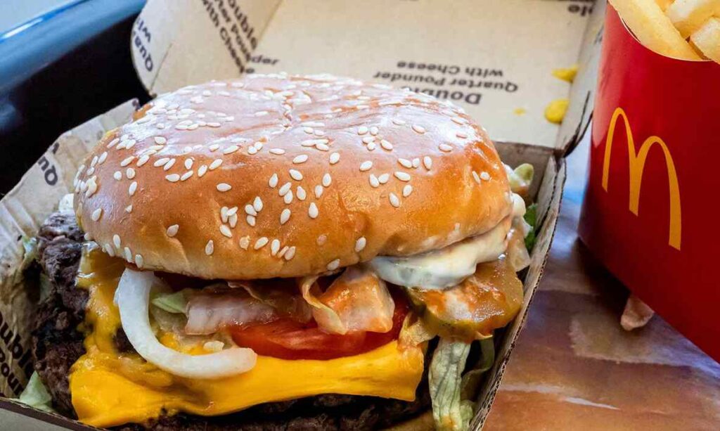 “This is corporate robbery”: Viral video shows McDonald’s prices up more than 200%, hurting low-income customers