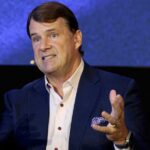 “We’re in big trouble”: Ford CEO who pushed Trump’s tariffs can’t find mechanics for 5,000 six-figure openings “We’re in big trouble”: Ford CEO who pushed Trump’s tariffs can’t find mechanics for 5,000 six-figure openings