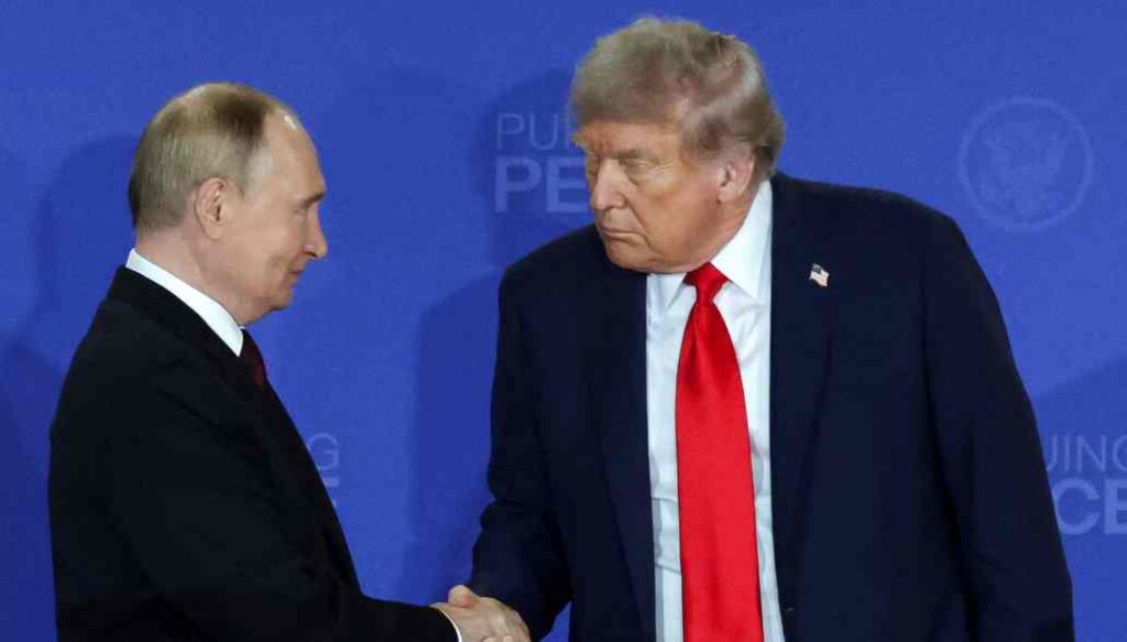 “There’s no doubt about it”: Trump is acting in every possible way like someone working on behalf of Russian interests “There’s no doubt about it”: Trump is acting in every possible way like someone working on behalf of Russian interests