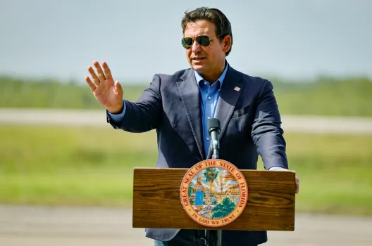 Ron DeSantis left holding $608 million bill after spending state funds on “Alligator Alcatraz” promised by the Trump administration