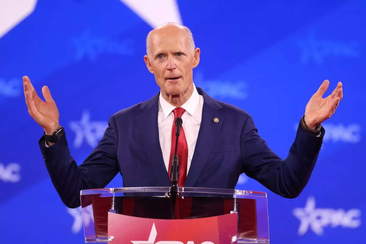 GOP senator criticizes Trump’s ballroom push as misplaced priority, pointing to $39 trillion national debt