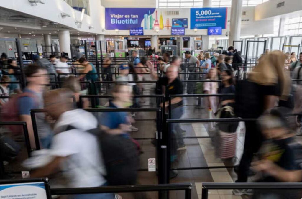 More Americans are leaving the U.S. for good than moving in, according to report showing migration gap exceeding a quarter million